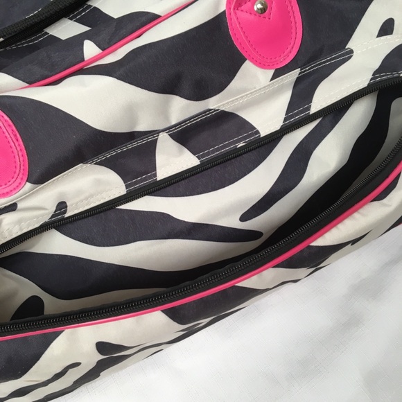 Murval Zebra Print Roller Duffle Tote Bag - Picture 8 of 14